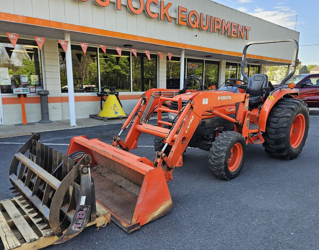 Image of Kubota L3830 Image 0