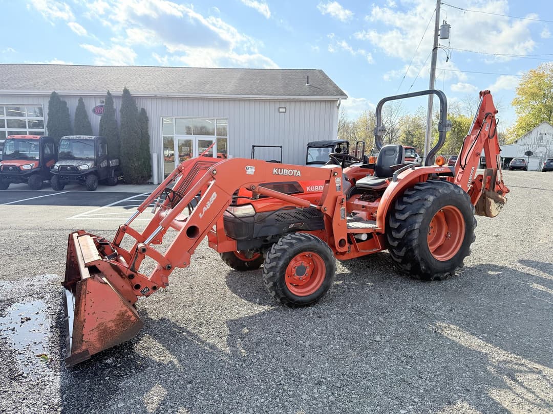 Image of Kubota L4330 Primary image