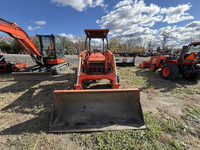 Image of Kubota L48 equipment image 1