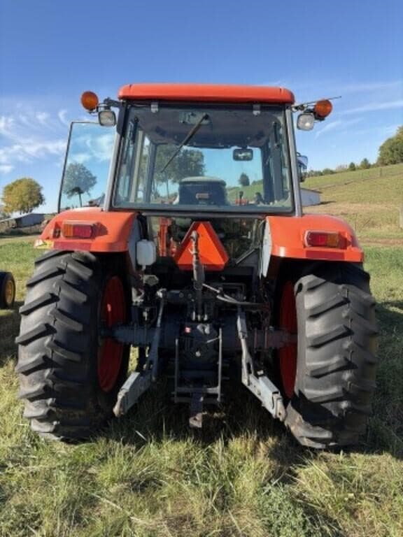 Image of Kubota M105X equipment image 3