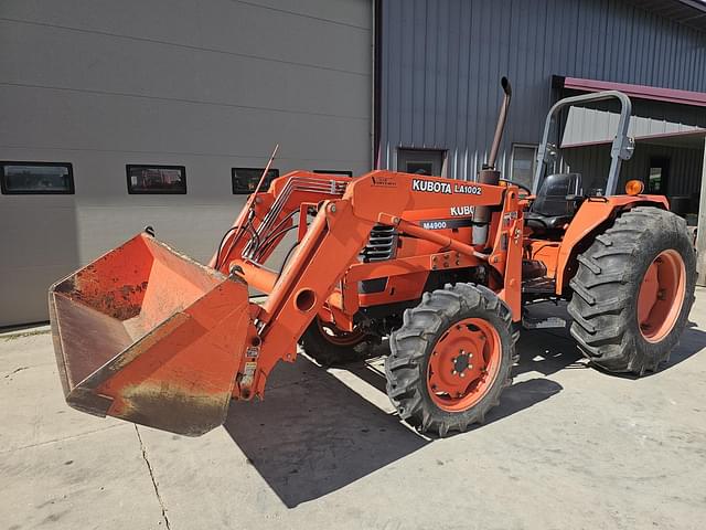 Image of Kubota M4900 equipment image 2