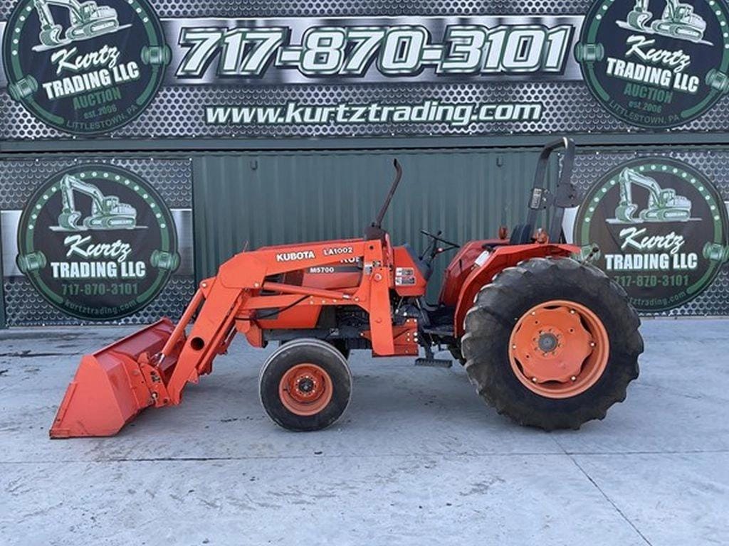 2005 Kubota M5700 Equipment Image0