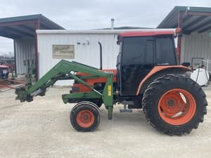 2005 Kubota M6800 Image