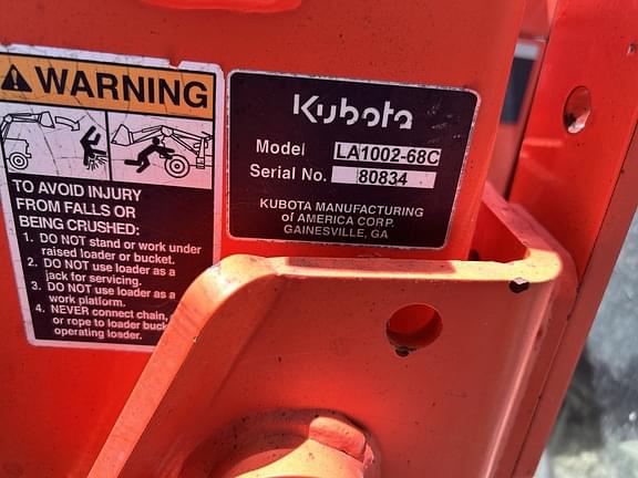 Image of Kubota M6800 equipment image 3