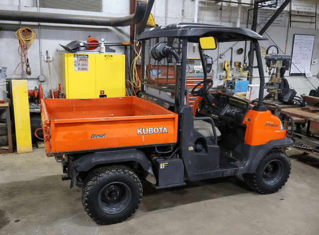 Image of Kubota RTV900 equipment image 3