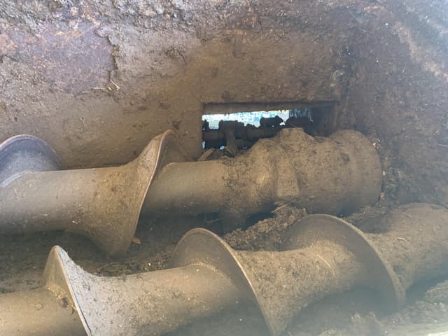 Image of Kuhn Knight 8110 equipment image 4