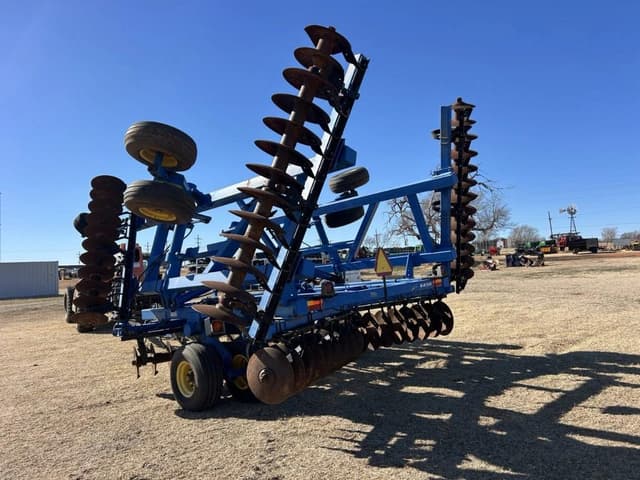 Image of Landoll 6230 equipment image 2