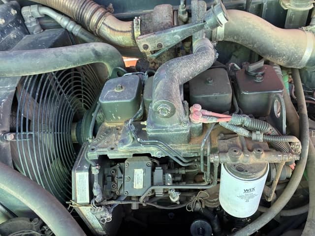 Image of Lull 944E-42 equipment image 2