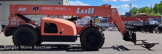 Image of Lull 944E-42 equipment image 3