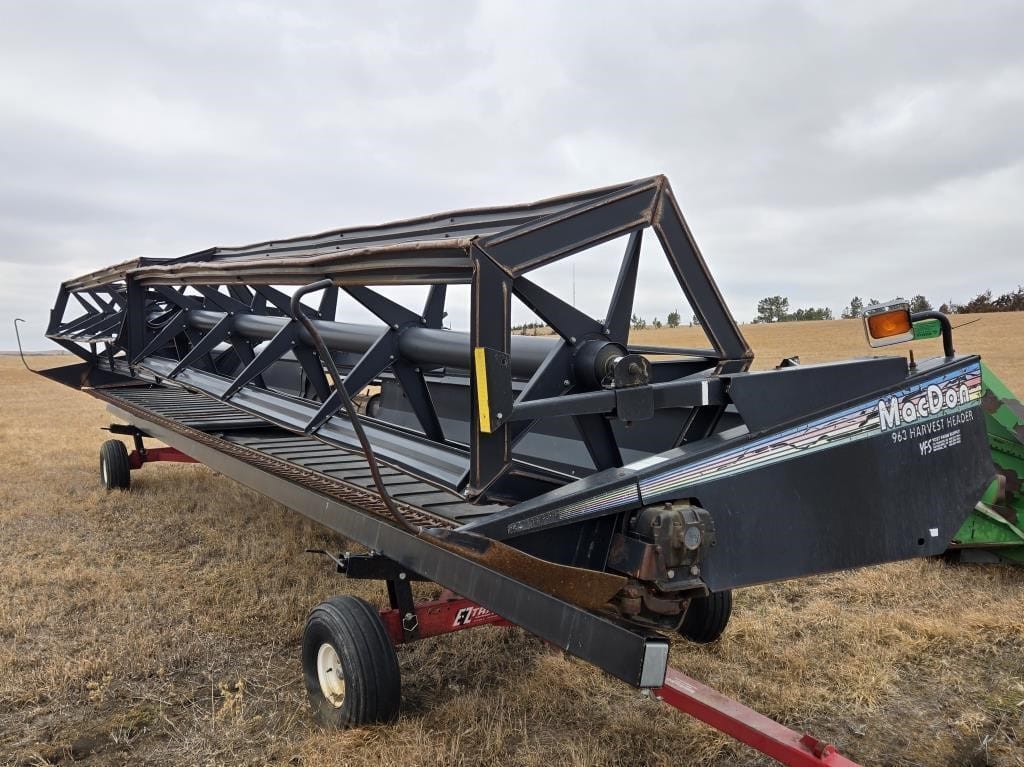 2005 MacDon 963 Equipment Image0