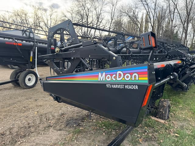 Image of MacDon 972 equipment image 1