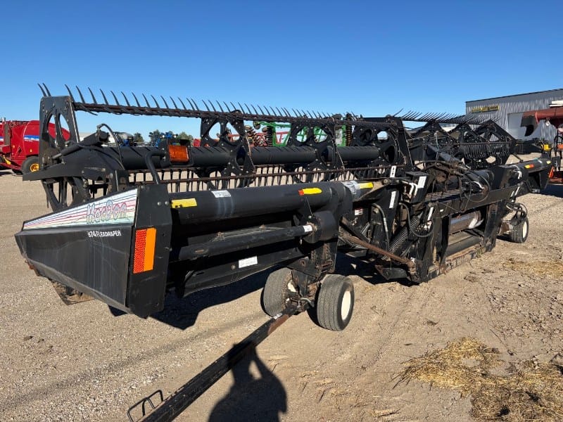 2005 MacDon 974 Equipment Image0