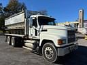 2005 Mack CH613 Image