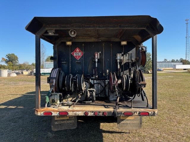 Image of Mack CH613 equipment image 3