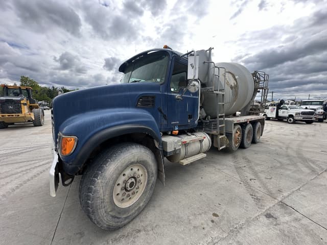 Image of Mack CT713 equipment image 1
