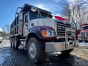 2005 Mack CV713 Image