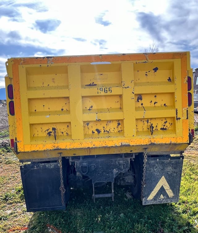 Image of Mack CV713 equipment image 4