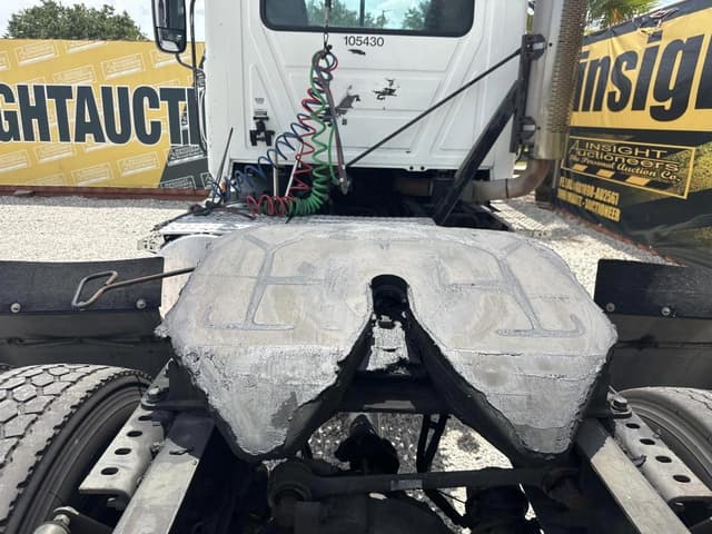 Image of Mack CXN612 equipment image 3