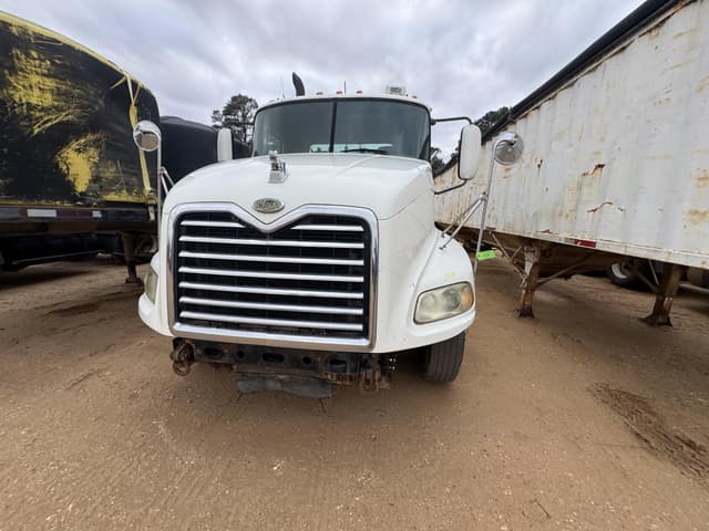 Image of Mack CXN613 equipment image 2