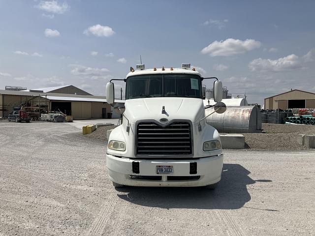 Image of Mack CXN613 equipment image 2