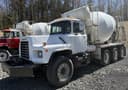2005 Mack DM690S Image