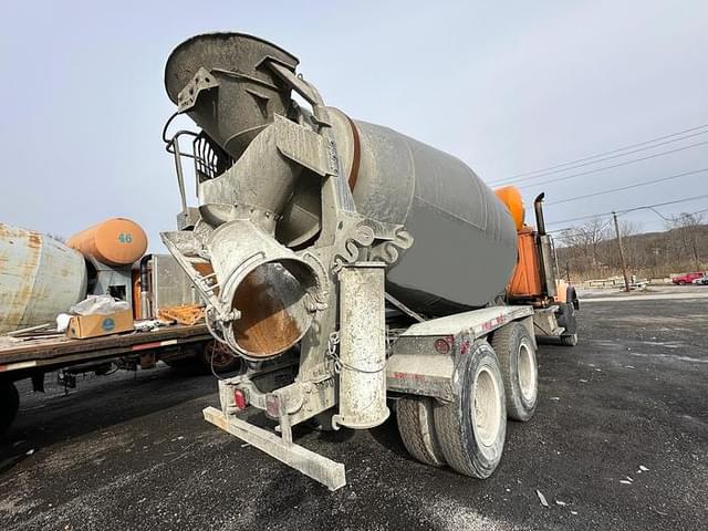 Image of Mack Granite CV713 equipment image 1