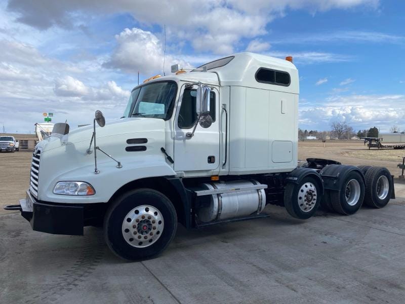 Main image Mack Vision CXN613