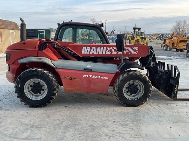 Image of Manitou MLT523 equipment image 4