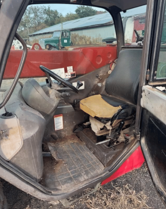 Image of Manitou MLT526 equipment image 4