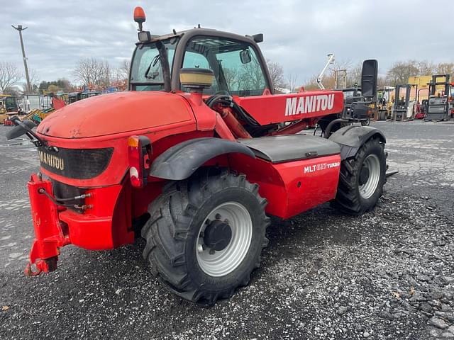 Image of Manitou MLT627 equipment image 2