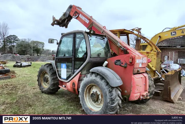 Image of Manitou MLT 741 equipment image 2