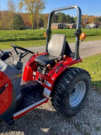 Image of Massey Ferguson 1528 equipment image 1