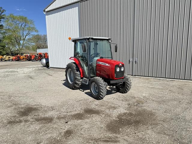Image of Massey Ferguson 1533 equipment image 1