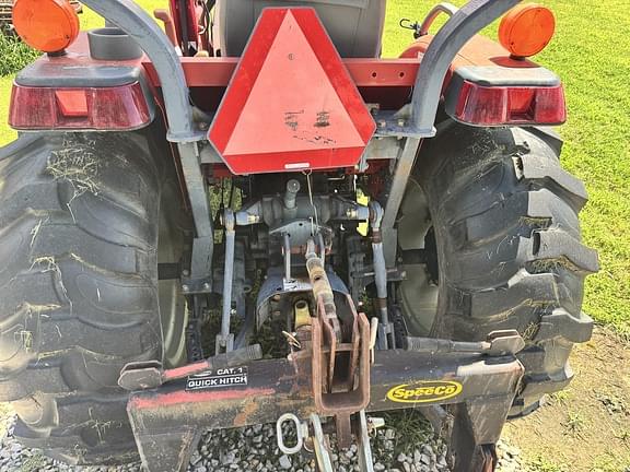 Image of Massey Ferguson 1533 equipment image 4
