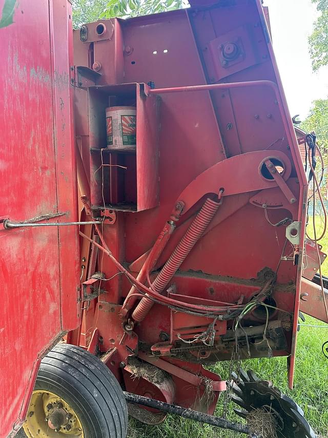 Image of Massey Ferguson 1745 equipment image 1