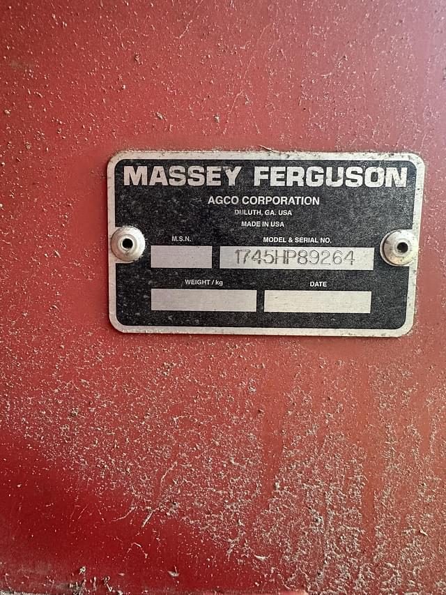 Image of Massey Ferguson 1745 equipment image 2