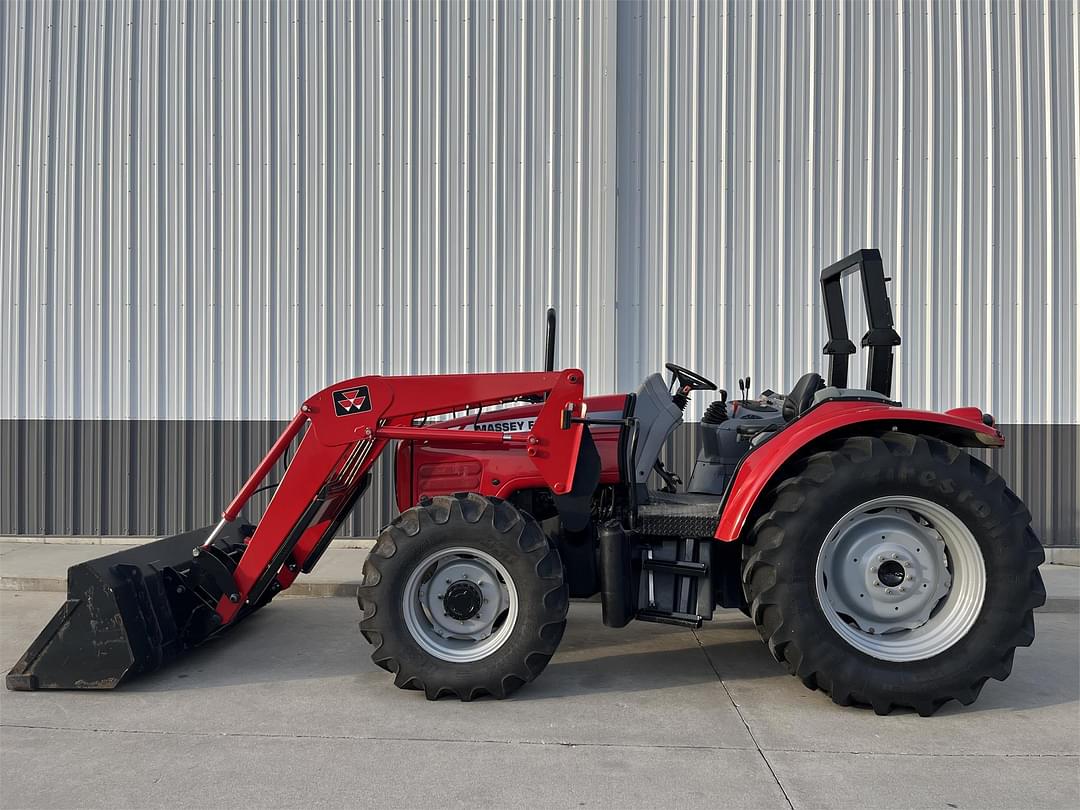 Image of Massey Ferguson 5455 Primary image