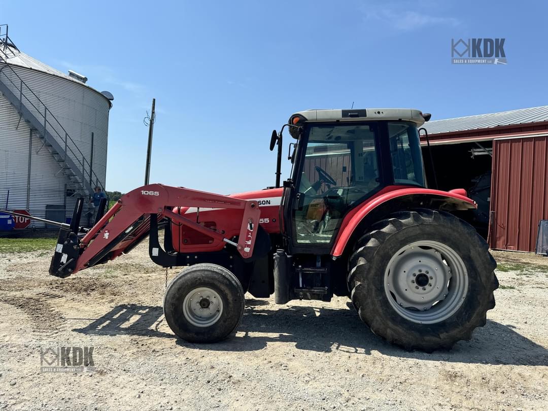 Image of Massey Ferguson 5455 Primary image