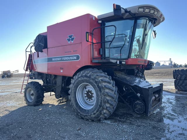 Image of Massey Ferguson 9690 equipment image 4