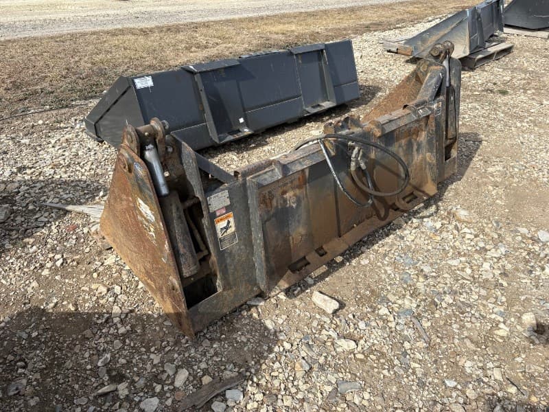 Image of New Holland LA3172 Image 1