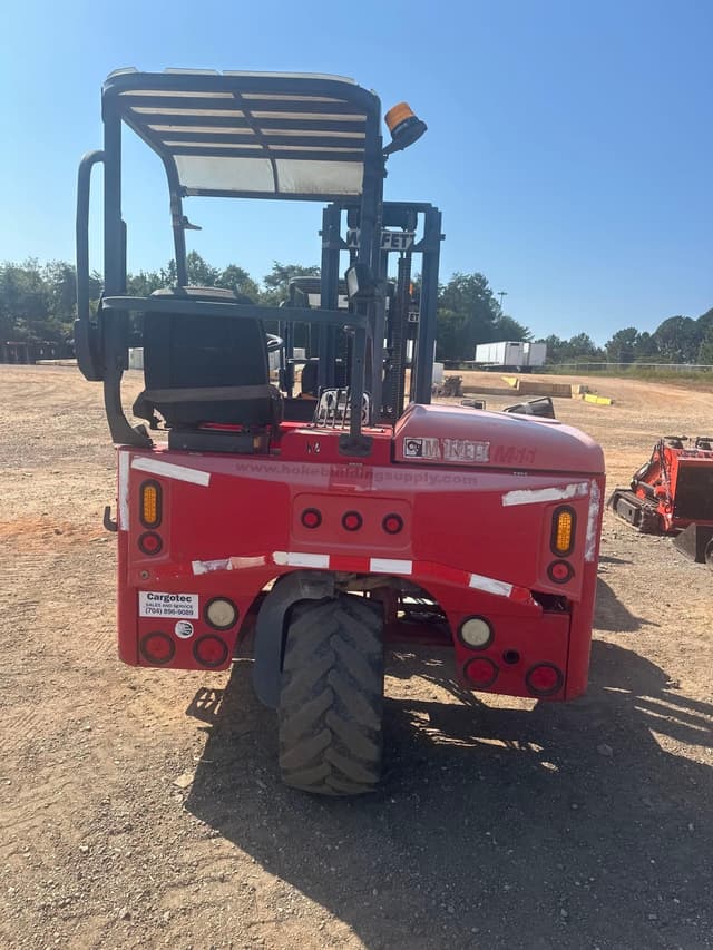 Image of Moffett M55 equipment image 3