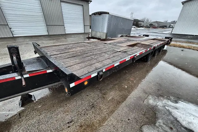 Image of Towmaster T-50 equipment image 4