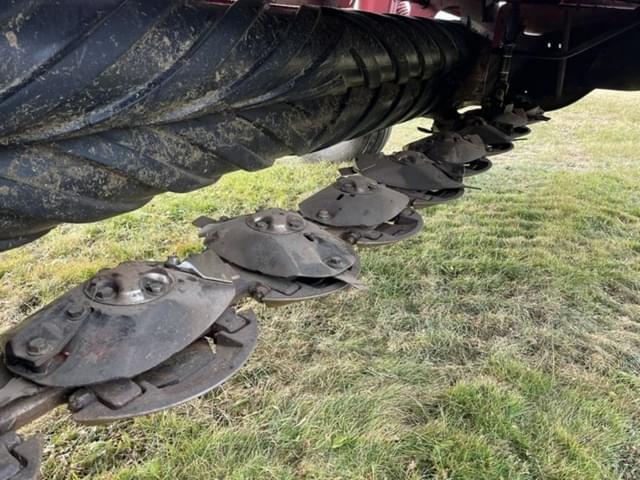 Image of New Holland 1431 equipment image 3