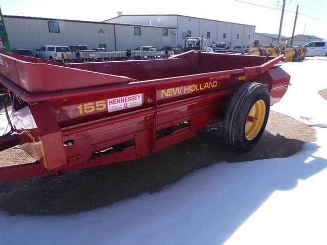 Image of New Holland 155 equipment image 3