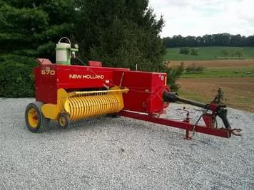 Main image New Holland 570