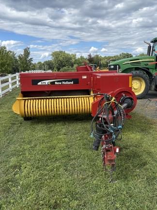 Main image New Holland 575