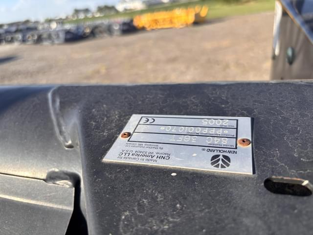 Image of New Holland 84C equipment image 4