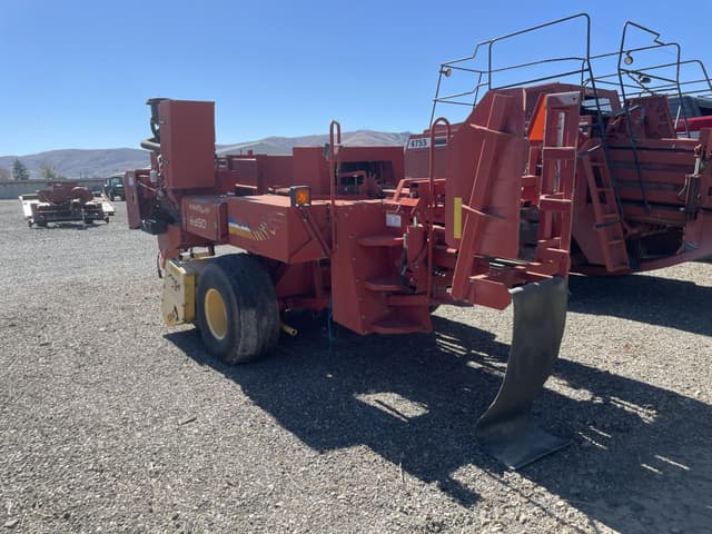 Image of New Holland BB900 equipment image 2