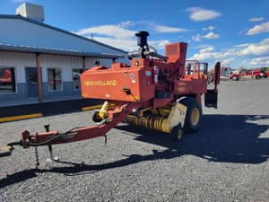 2005 New Holland BB900 Image