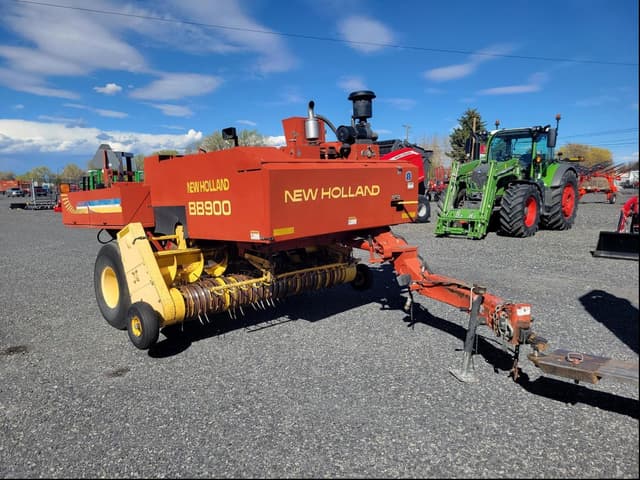 Image of New Holland BB900 equipment image 3